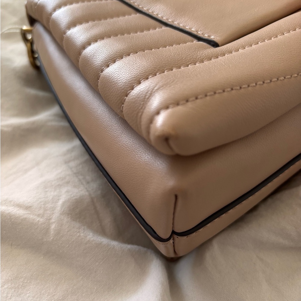 Tory Burch Blush Pink/ Tan with Gold Hardware Shoulder Bag with Chevron Quilting - Picture 5 of 6